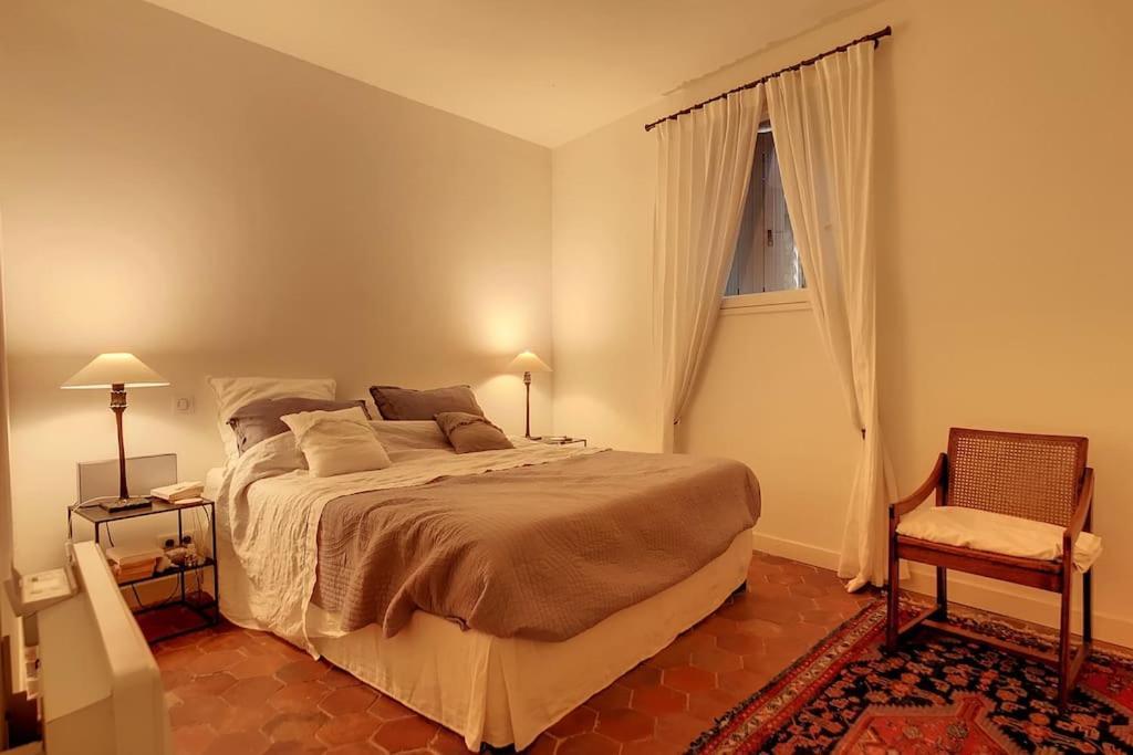 Apartmán Le Limas - Charme - Wifi - Patio - Rdc Avignon Exteriér fotografie
